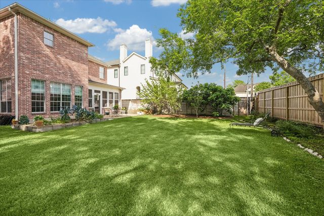 4503 Holly Street, Bellaire, TX 77401