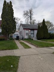 18651 WARWICK Street, Detroit, MI 48219