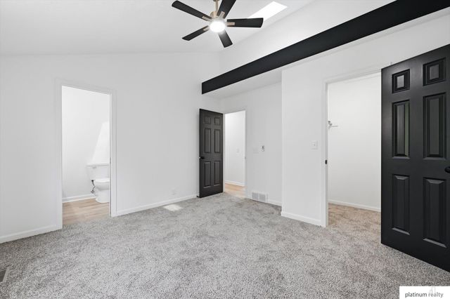 8836 N 81 Avenue, Omaha, NE 68122