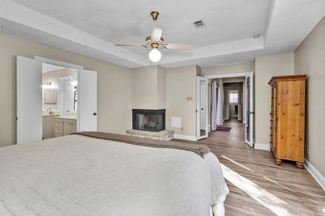 2230 Foreland Drive, Houston, TX 77077