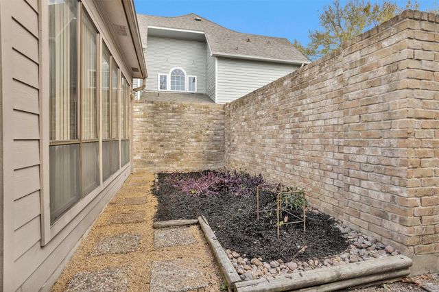 2230 Foreland Drive, Houston, TX 77077