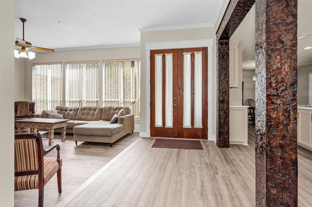 2230 Foreland Drive, Houston, TX 77077