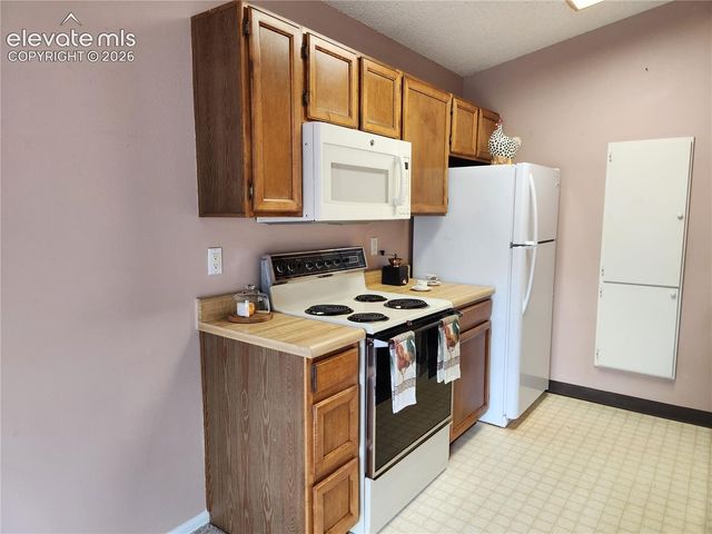 4540 Castlepoint Drive, Colorado Springs, CO 80917