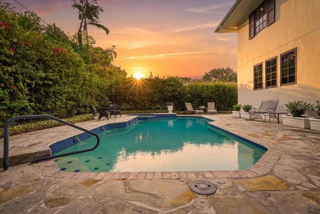 89 MARTINIQUE AVENUE, Tampa, FL 33606