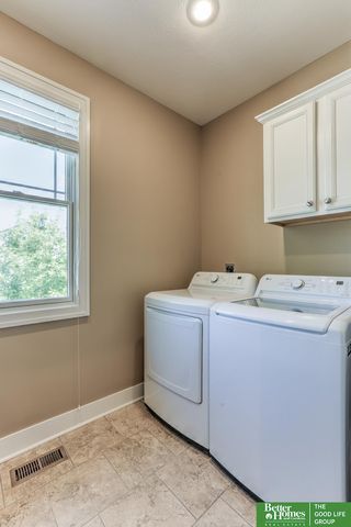 5817 N 159th Street, Omaha, NE 68116