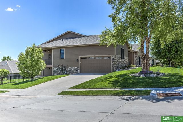 5817 N 159th Street, Omaha, NE 68116
