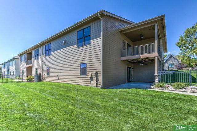 5817 N 159th Street, Omaha, NE 68116