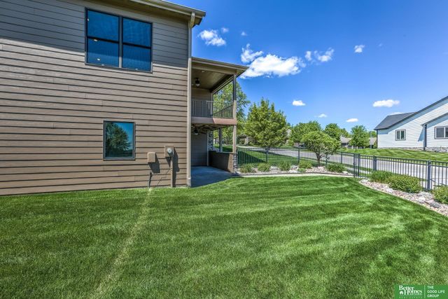 5817 N 159th Street, Omaha, NE 68116