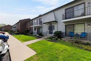 15 High Gate Trail Unit #8, Perinton, NY 14450