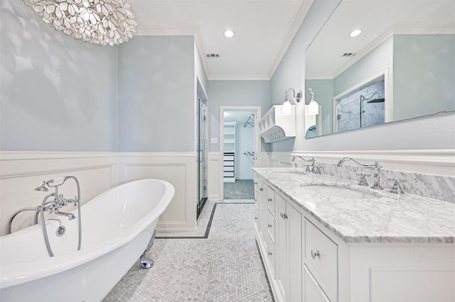 920 Grove Road, Clear Lake Shores, TX 77565