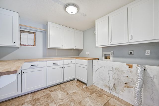 920 Grove Road, Clear Lake Shores, TX 77565