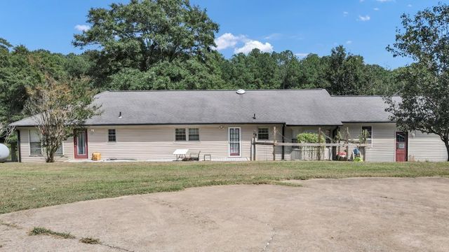 622 Harmony Road SE, Aragon, GA 30104
