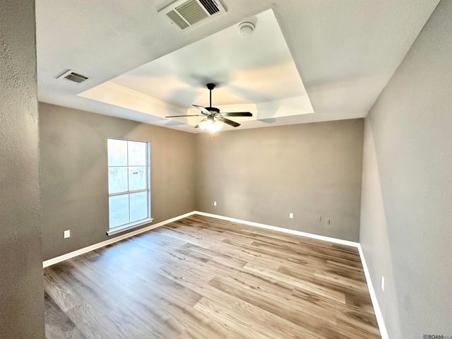 22975 Aidan Rd, Plaquemine, LA 70764