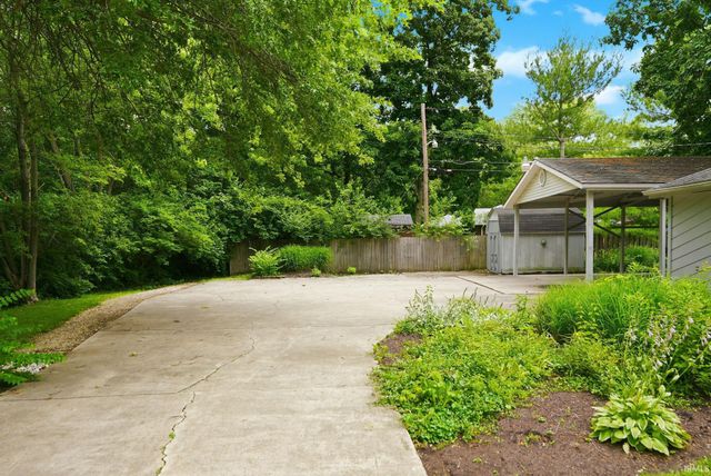 4008 N Locust Street, Muncie, IN 47304
