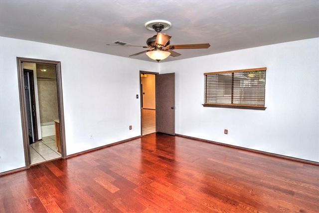 6500 Luckenbach LN, Austin, TX 78729