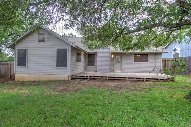 6500 Luckenbach LN, Austin, TX 78729