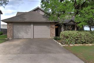 6500 Luckenbach LN, Austin, TX 78729