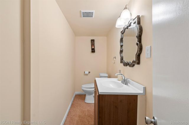 35418 Collingwood Drive, Sterling Heights, MI 48312