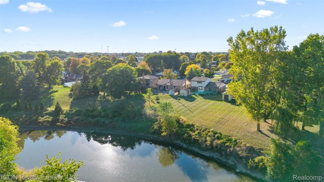 35418 Collingwood Drive, Sterling Heights, MI 48312