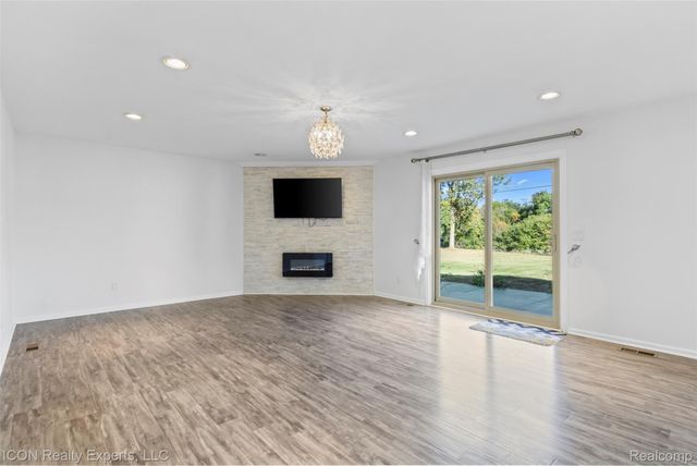 35418 Collingwood Drive, Sterling Heights, MI 48312