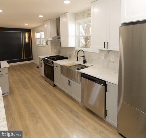 19832 CHESLEY KNOLL DR, Gaithersburg, MD 20879