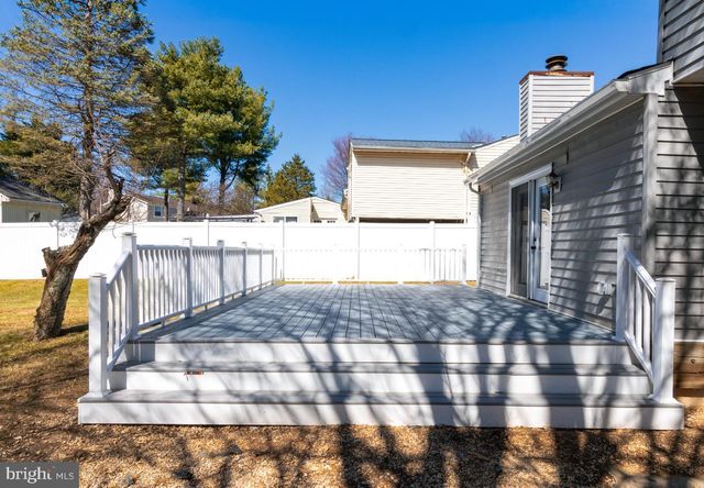 19832 CHESLEY KNOLL DR, Gaithersburg, MD 20879