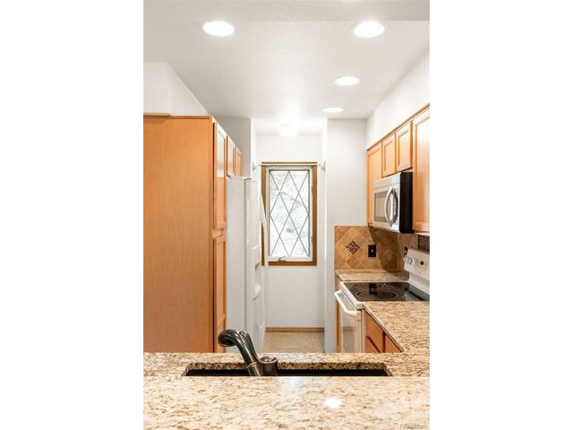 10418 W Dartmouth Ave, Lakewood, CO 80227