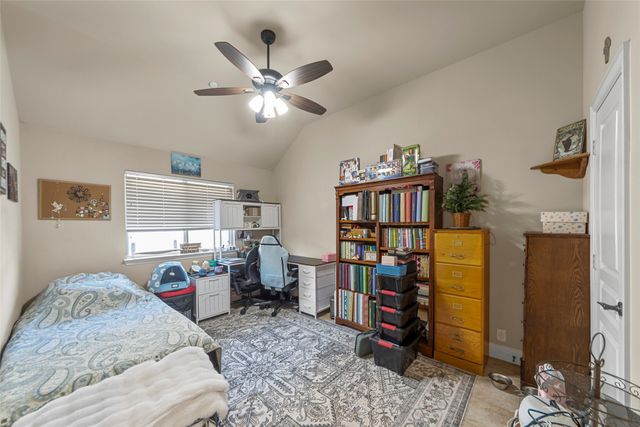 652 Cottage Place, Lavon, TX 75166