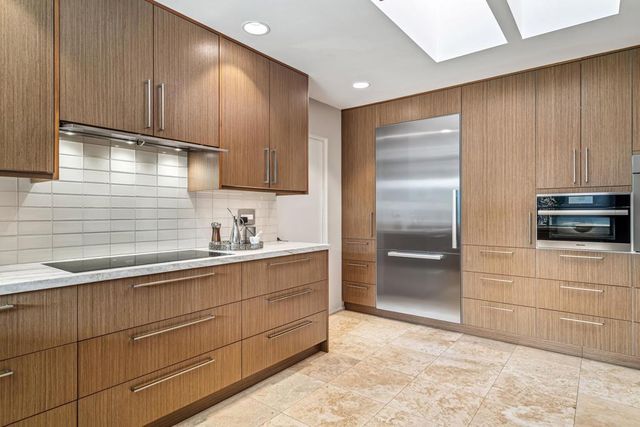 8 Dartmouth Drive, Rancho Mirage, CA 92270