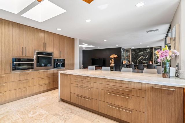 8 Dartmouth Drive, Rancho Mirage, CA 92270