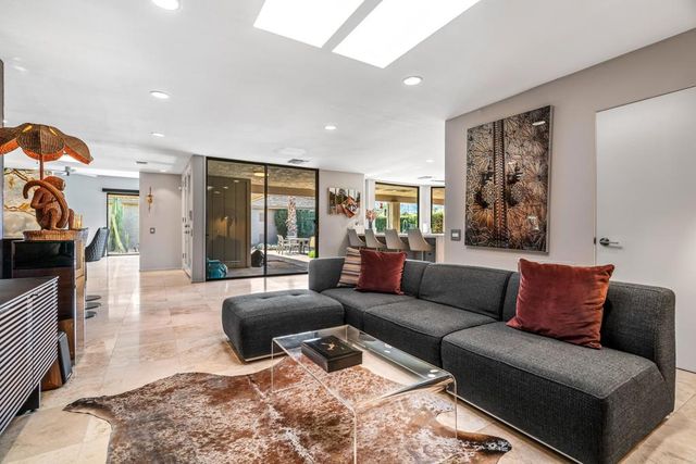 8 Dartmouth Drive, Rancho Mirage, CA 92270