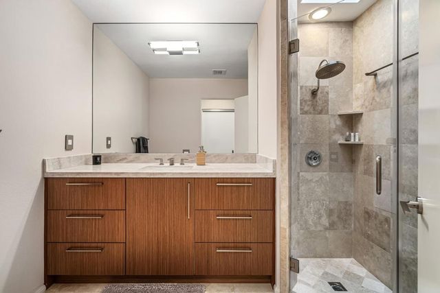 8 Dartmouth Drive, Rancho Mirage, CA 92270