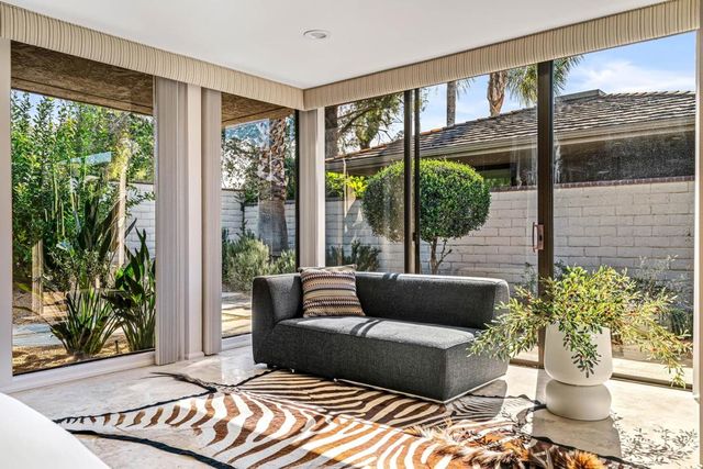 8 Dartmouth Drive, Rancho Mirage, CA 92270