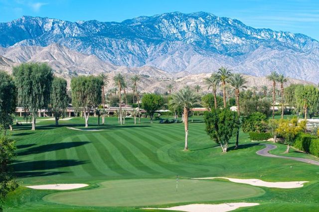 8 Dartmouth Drive, Rancho Mirage, CA 92270