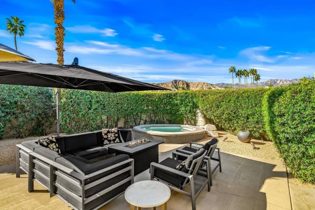 8 Dartmouth Drive, Rancho Mirage, CA 92270