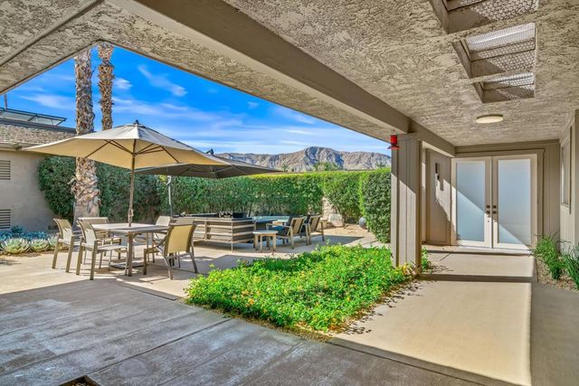 8 Dartmouth Drive, Rancho Mirage, CA 92270