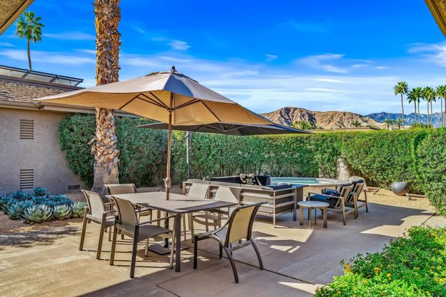 8 Dartmouth Drive, Rancho Mirage, CA 92270