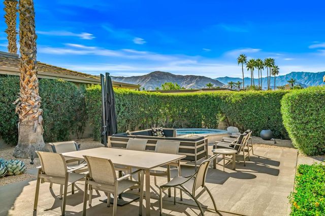 8 Dartmouth Drive, Rancho Mirage, CA 92270