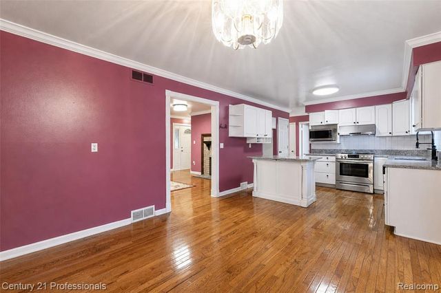 1466 N Beck Road, Canton, MI 48187