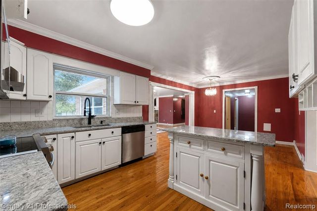 1466 N Beck Road, Canton, MI 48187