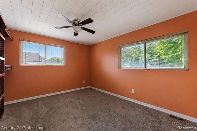 1466 N Beck Road, Canton, MI 48187