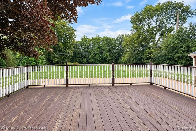 1466 N Beck Road, Canton, MI 48187