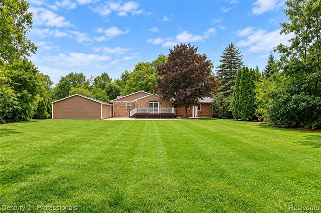 1466 N Beck Road, Canton, MI 48187
