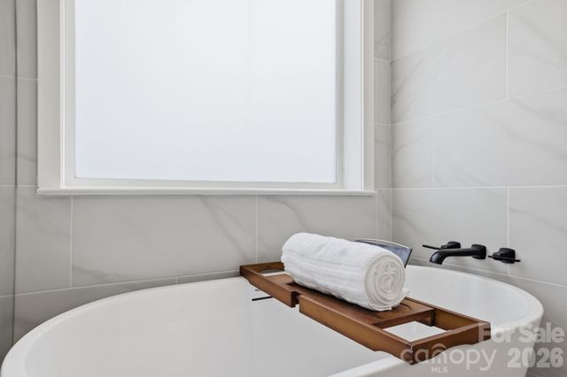 171 Kristens Court Drive, Mooresville, NC 28115