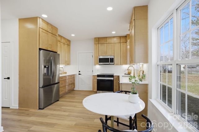 171 Kristens Court Drive, Mooresville, NC 28115