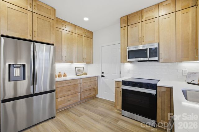 171 Kristens Court Drive, Mooresville, NC 28115