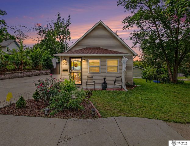 2018 N 35th Street, Omaha, NE 68111
