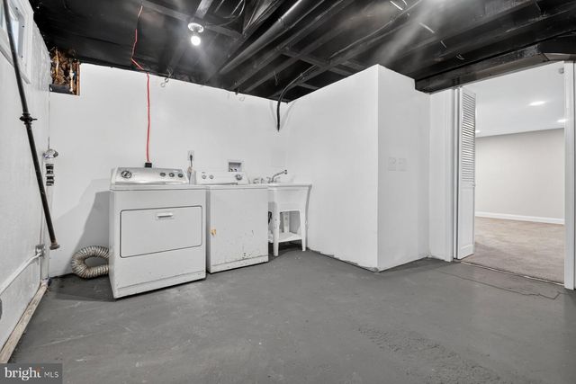 3409 PINEWOOD AVE, Baltimore, MD 21206