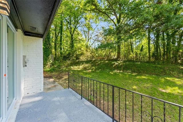 4089 Thetford Court, Decatur, GA 30035