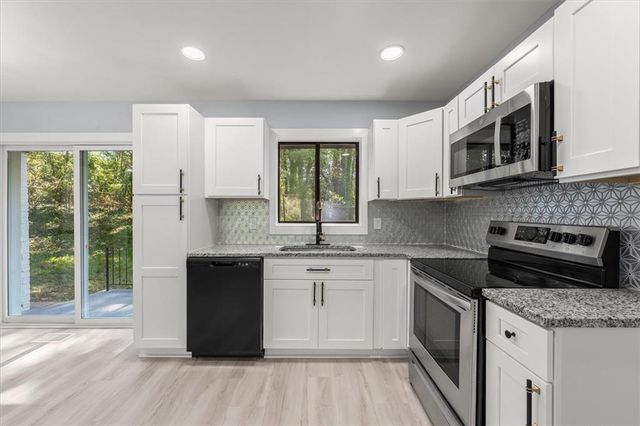 4089 Thetford Court, Decatur, GA 30035